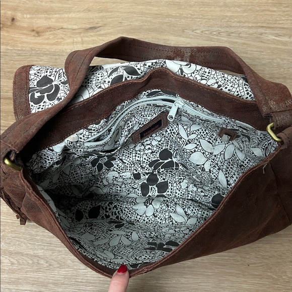 Hobo International Suede Fringe Shoulder Bag - Picture 5 of 5